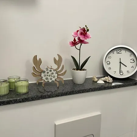 Underground Parking Space, Cozy 1-room Düsseldorf